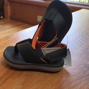 American Eagle baby boy size 5 summer sandals